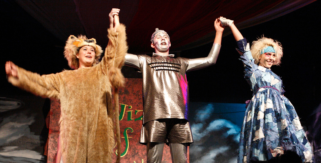 WizardOfOz2010-BG